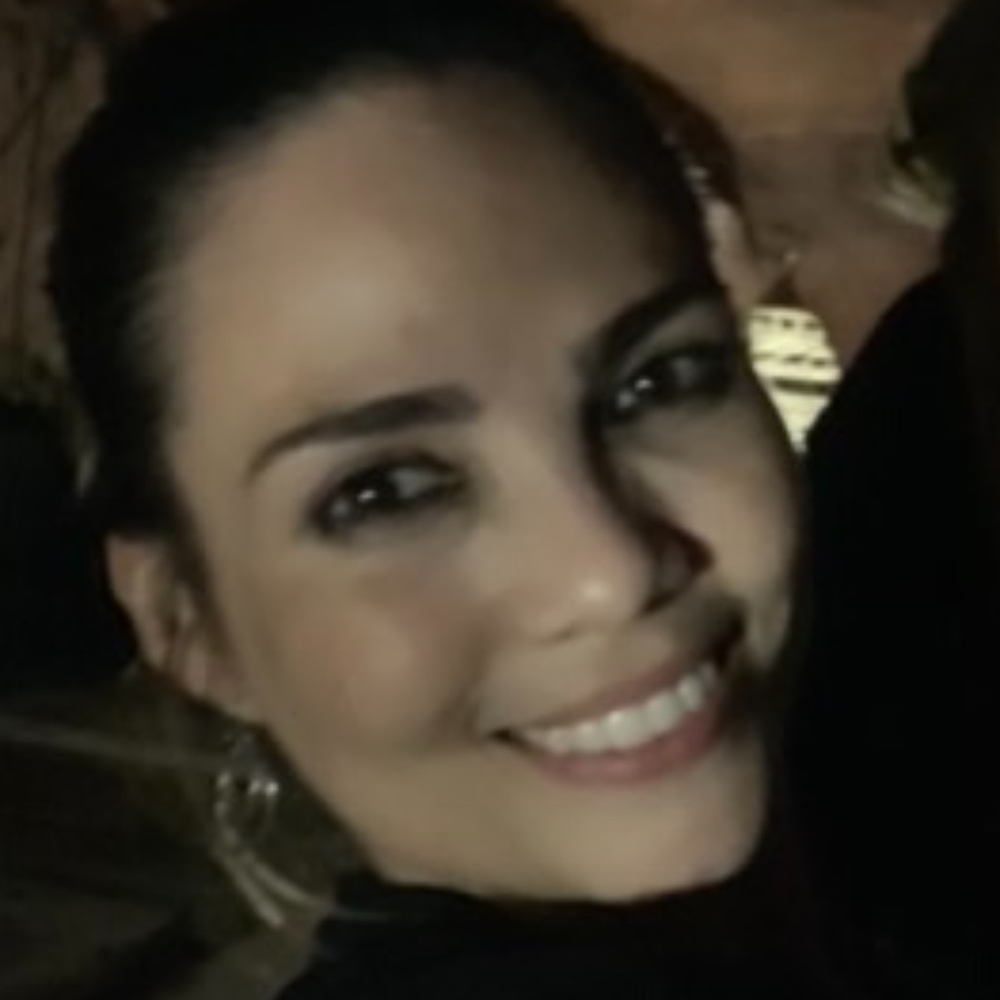 Meet your Posher, Viviana